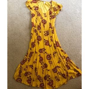 Old Navy Yellow Tiered Floral Midi Dress